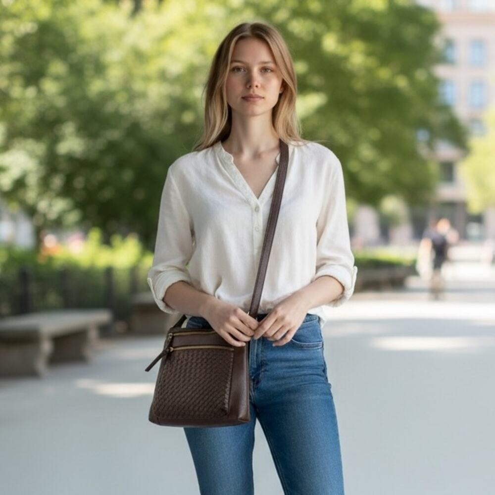 FALLS CREEK Brown WOVEN FRONT POCKET NS CROSSBODY Purse - Picture 1 of 5